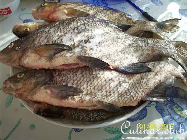 рыбные котлеты из леща( по русски)