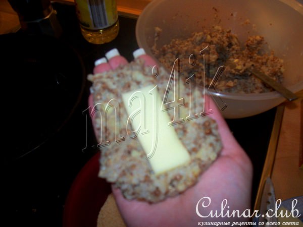 Гречневые котлетки с сыром