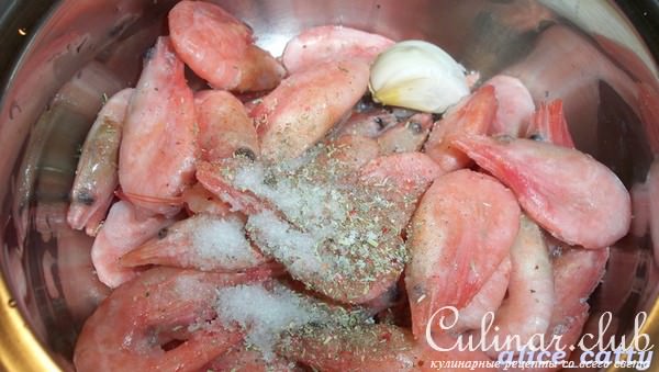 Салат из руколы с креветками