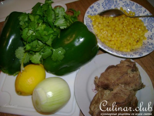 Салат из мяса со сладким перцем