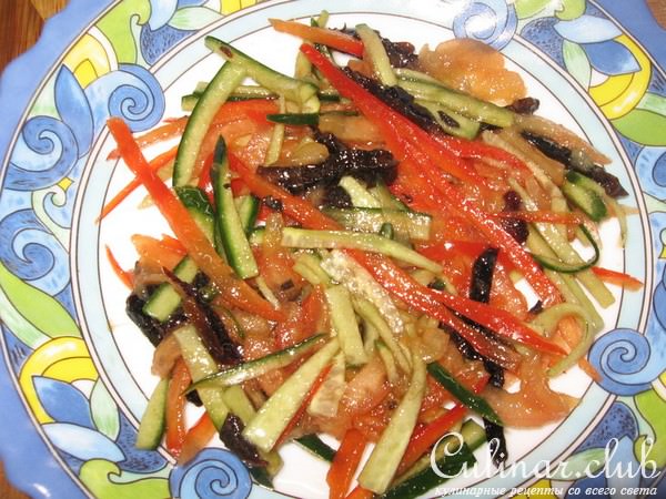 Тёплый салат с говядиной
