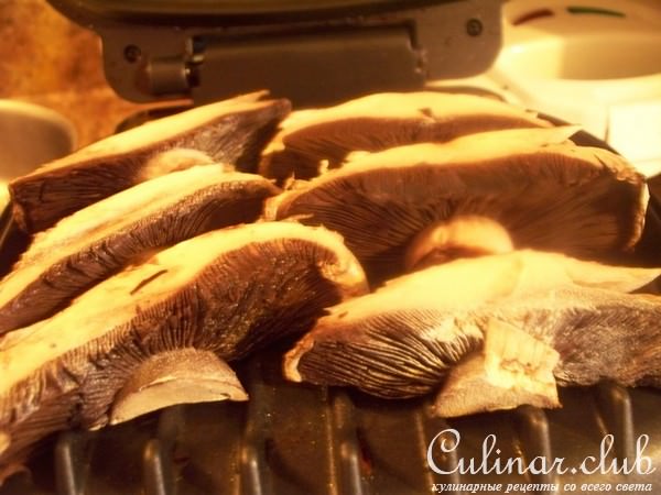 Салат мясной "ETAGERS" - дуэльный.