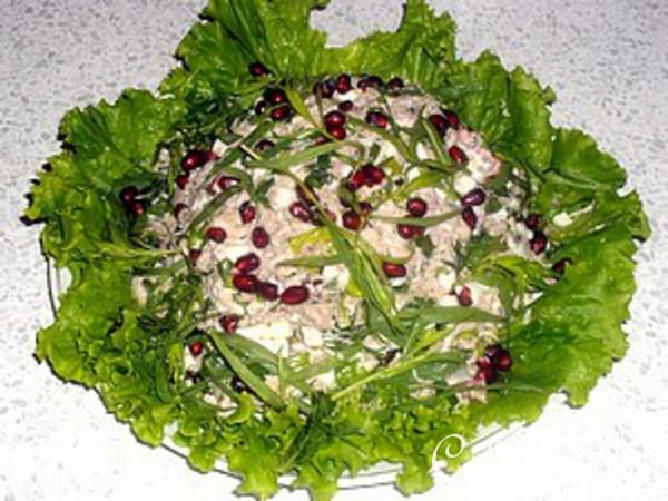 Имеретинский салат из курицы