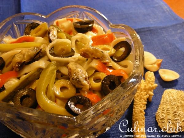 Салат "Морской коктейль"