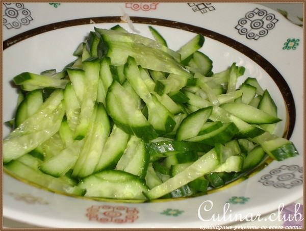 Салат из кальмаров