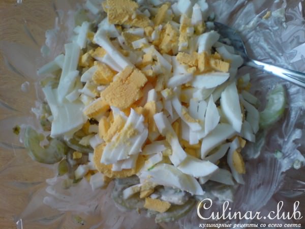 Салат из огурца и креветок