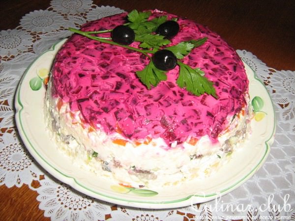 Селёдочно-овощной торт.