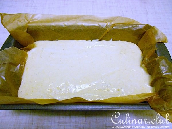 Манник со сметанным лимонно-лавандовым кремом.