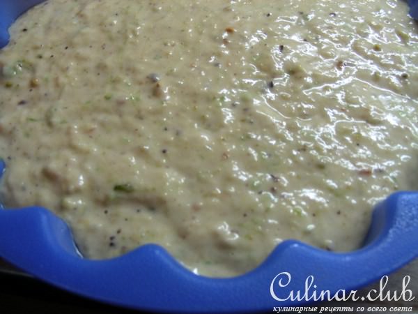 Кабачковый пирог с фисташками