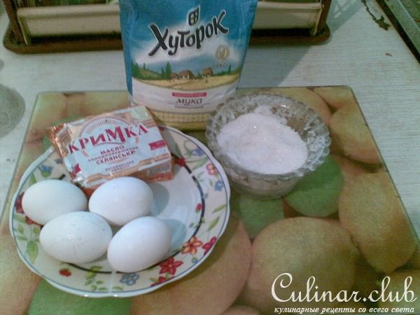 Пирог с абрикосами и ёштой под арахисовой корочкой