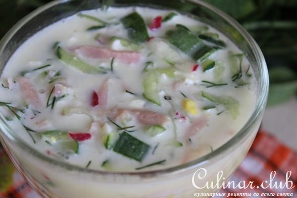 Окрошка с ветчиной на сыворотке