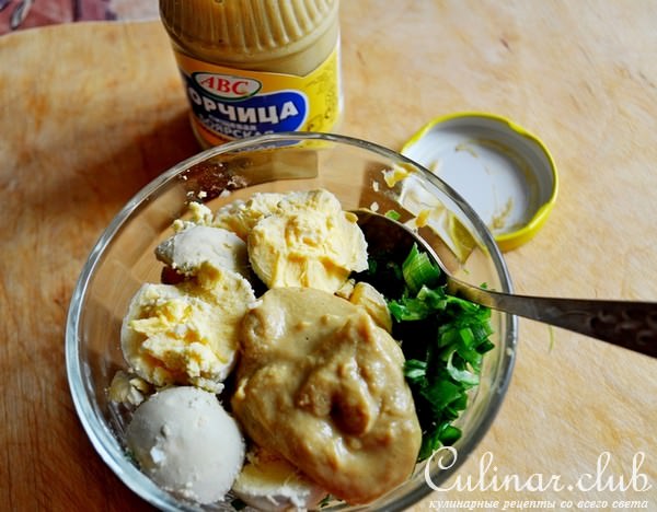 Окрошка сборная мясная в ледяной чаше