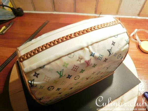 Шоколадный масляный бисквит+ Торт-сумка Louis Vuitton