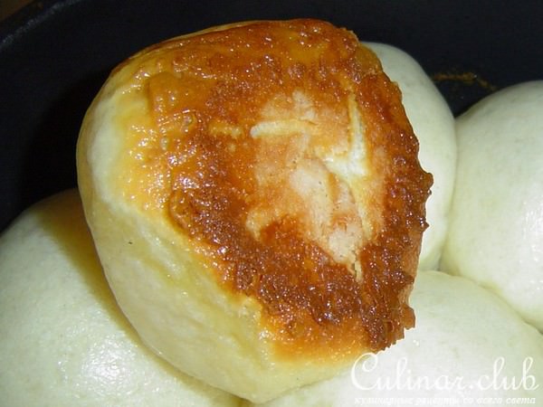 Bayerische Dampfnudeln-Булочки на пару